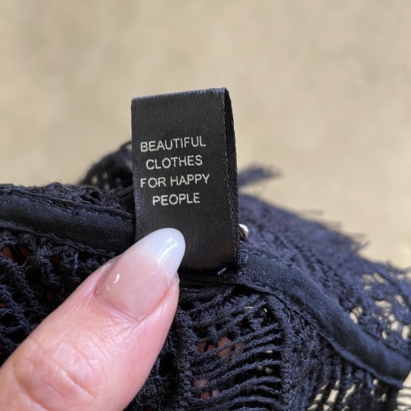 Indah Kera Lace Up Back Cropped Lace Tank in Black Size Medium - Picture 7 of 7